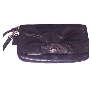 Authentic Coach Black Leather Clutch /Lg Wristlet